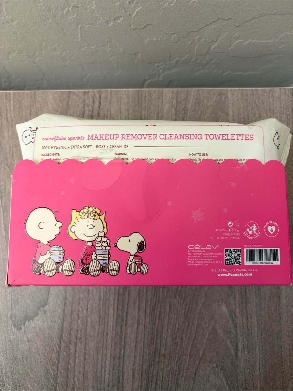 Peanuts x Célavi Rose Makeup Remover Cleansing Towelettes — Pink - Picture 2 of 2